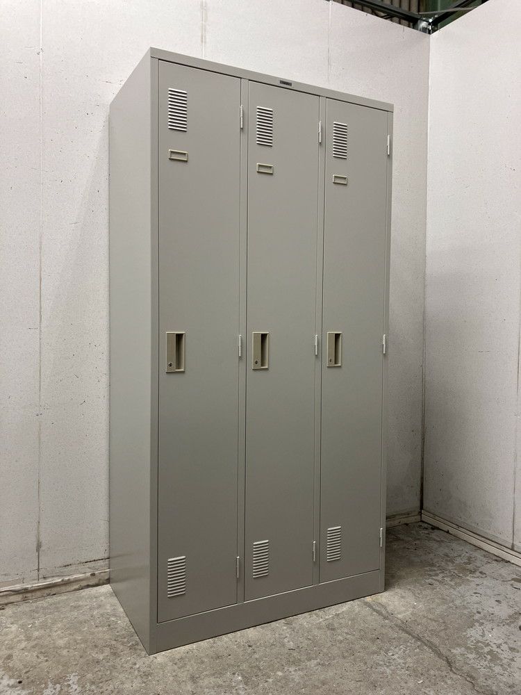ナイキLK型シリーズ（ナイキ） 3人用ロッカー 商品画像1