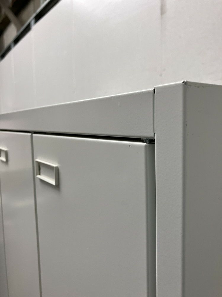 オカムラFZタイプシリーズ 4人用ロッカー 商品画像6