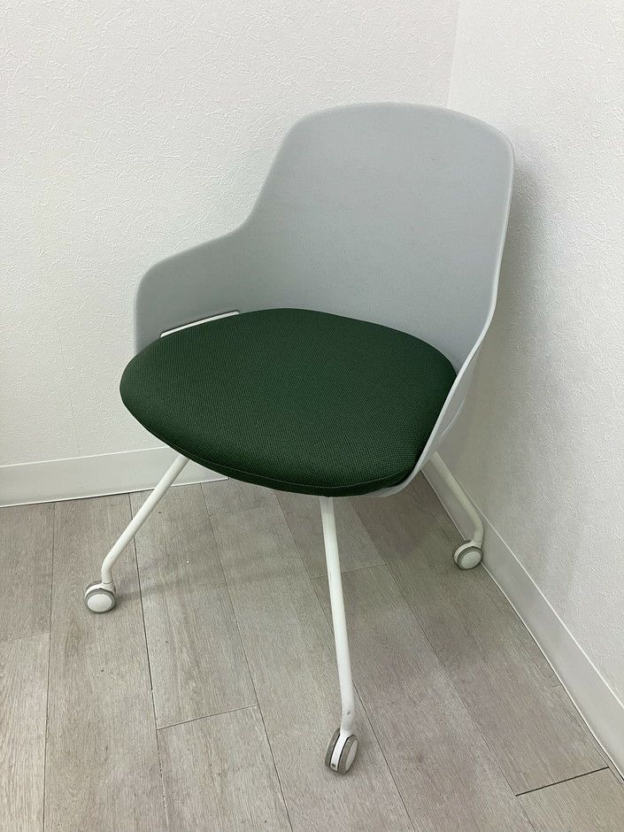 コクヨLiite（リーテ）シリーズ ミーティングチェア 商品画像1