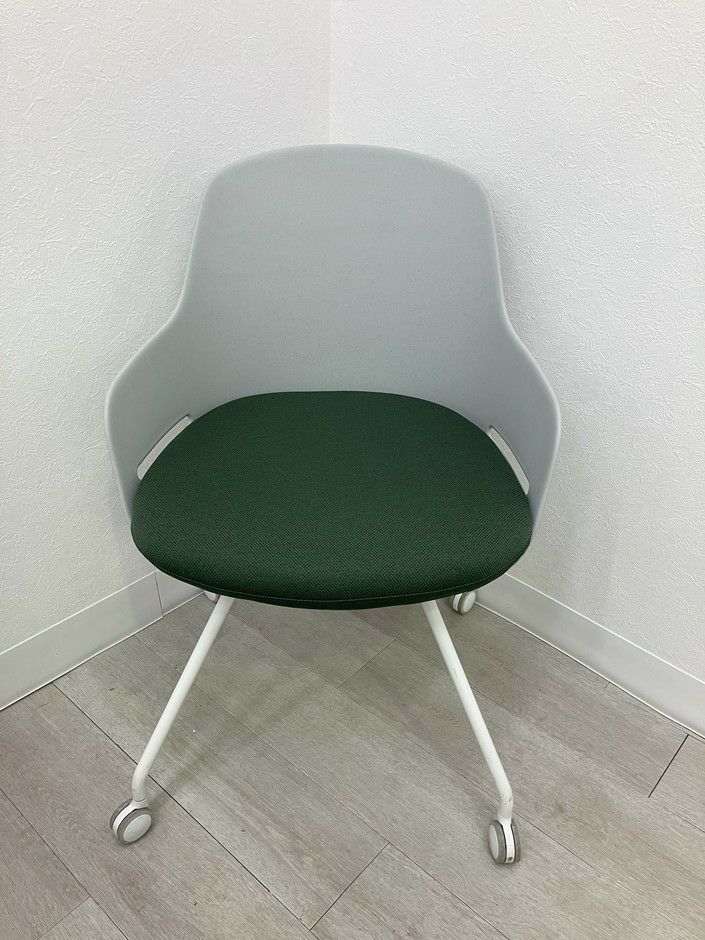 コクヨLiite（リーテ）シリーズ ミーティングチェア 商品画像2