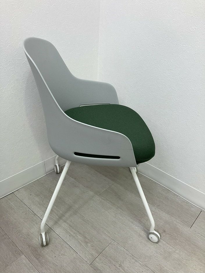 コクヨLiite（リーテ）シリーズ ミーティングチェア 商品画像3