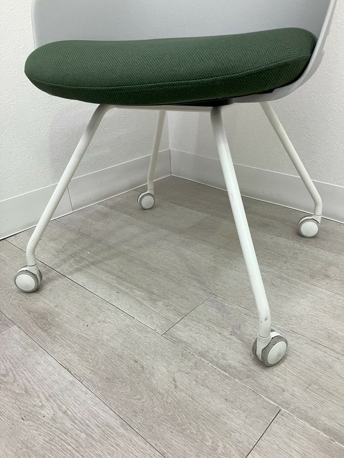 コクヨLiite（リーテ）シリーズ ミーティングチェア 商品画像10