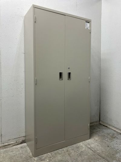コクヨ 両開き書庫