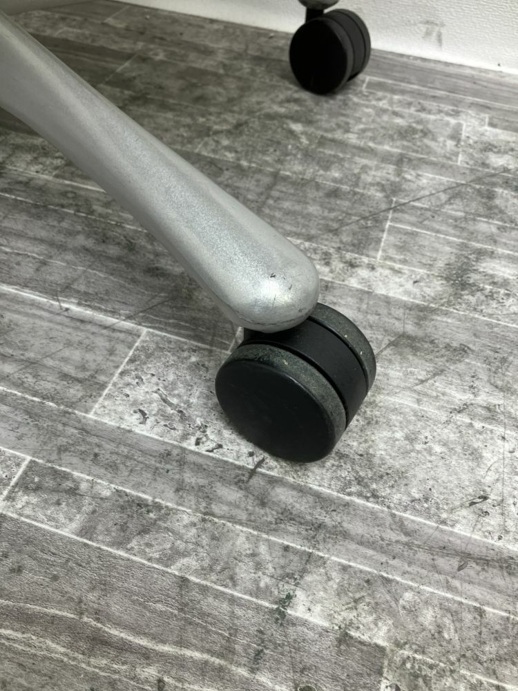 HermanMiller（ハーマンミラー）エンボディシリーズ 可動肘付エンボディチェア 商品画像6