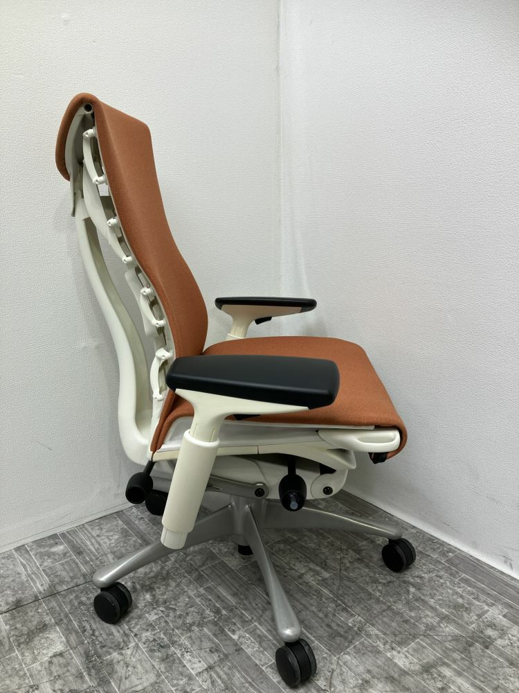 HermanMiller（ハーマンミラー）エンボディシリーズ 可動肘付エンボディチェア 商品画像7