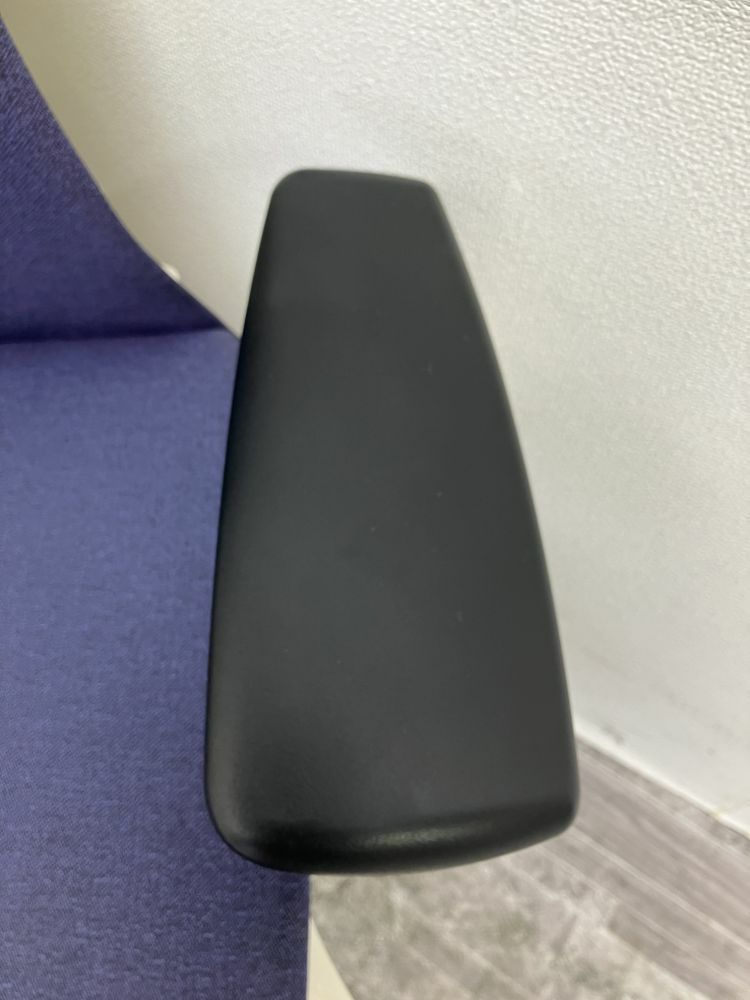 HermanMiller（ハーマンミラー）エンボディチェア 可動肘付エンボディチェア 商品画像5