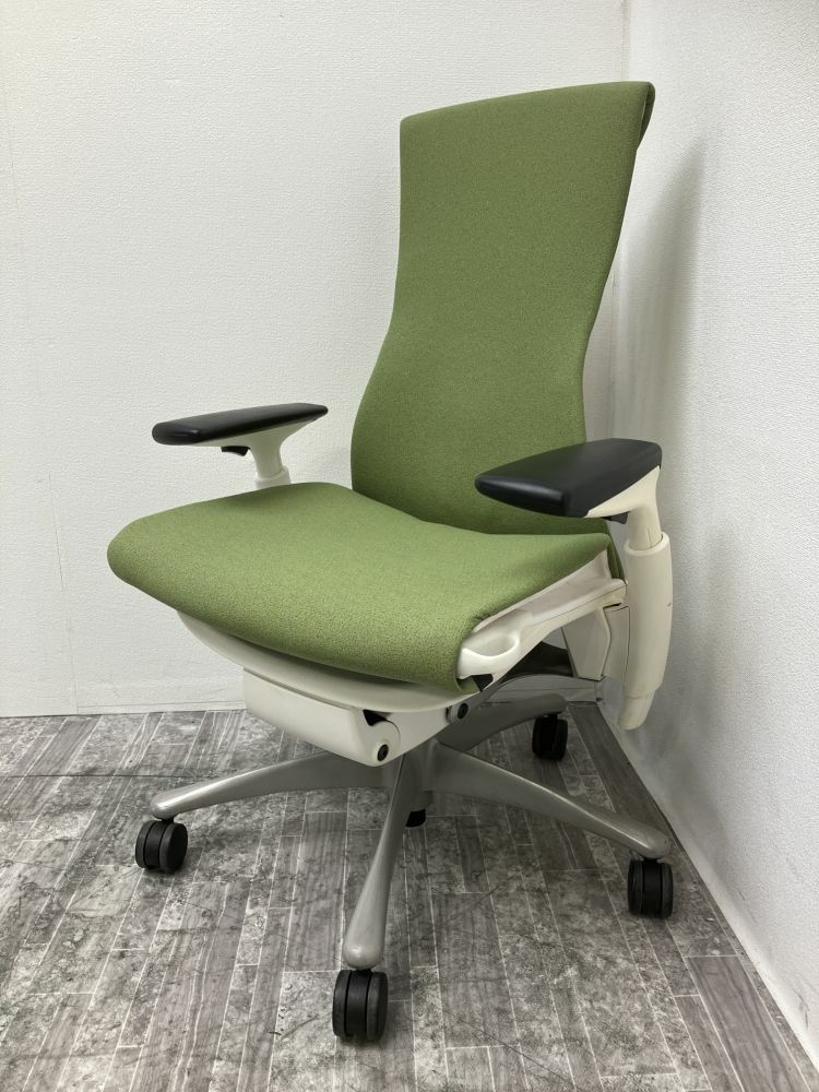 HermanMiller（ハーマンミラー）エンボディシリーズ 可動肘付エンボディチェア 商品画像1