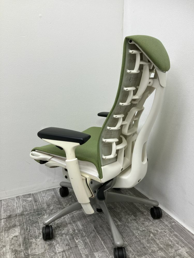 HermanMiller（ハーマンミラー）エンボディシリーズ 可動肘付エンボディチェア 商品画像4