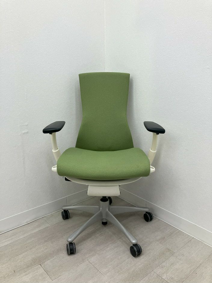 HermanMiller（ハーマンミラー）エンボディチェア 可動肘付エンボディチェア 商品画像2