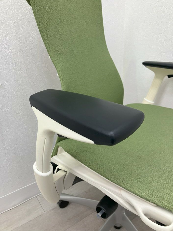 HermanMiller（ハーマンミラー）エンボディチェア 可動肘付エンボディチェア 商品画像8