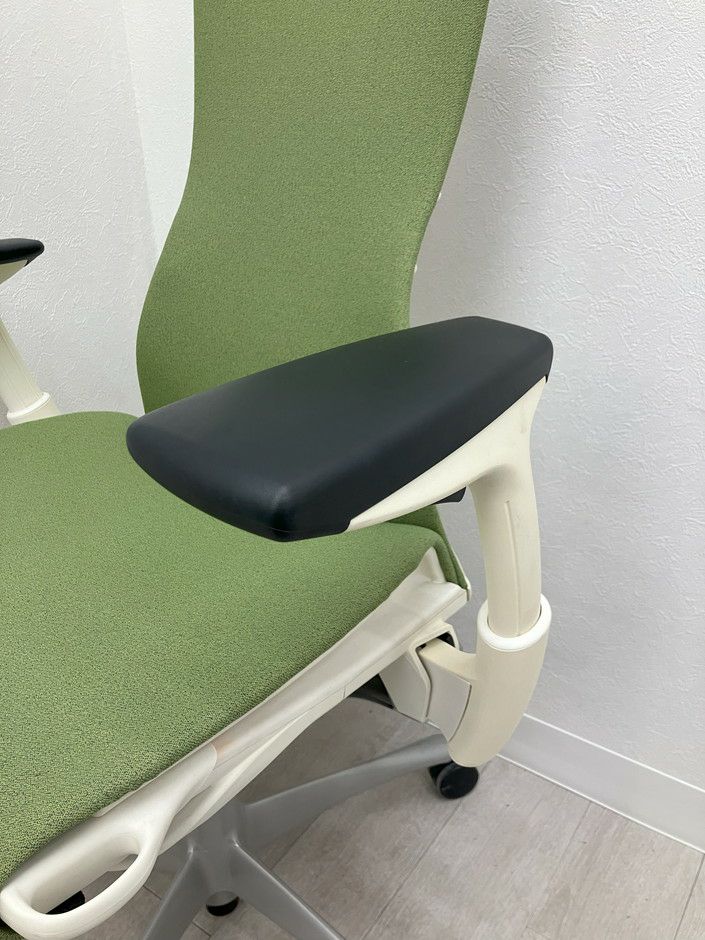 HermanMiller（ハーマンミラー）エンボディチェア 可動肘付エンボディチェア 商品画像9