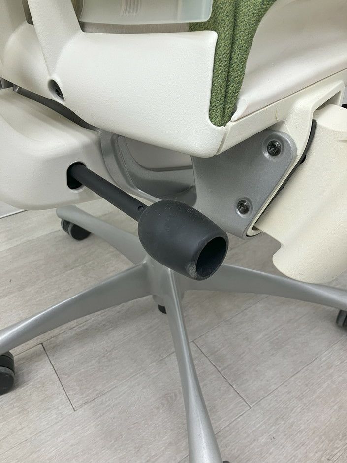 HermanMiller（ハーマンミラー）エンボディチェア 可動肘付エンボディチェア 商品画像17