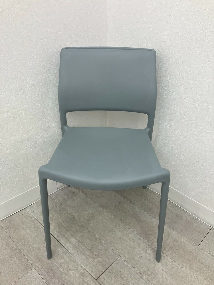 PEDRALI（ペドラリ）ARA(アラ)チェアシリーズ ミーティングチェア 商品画像2