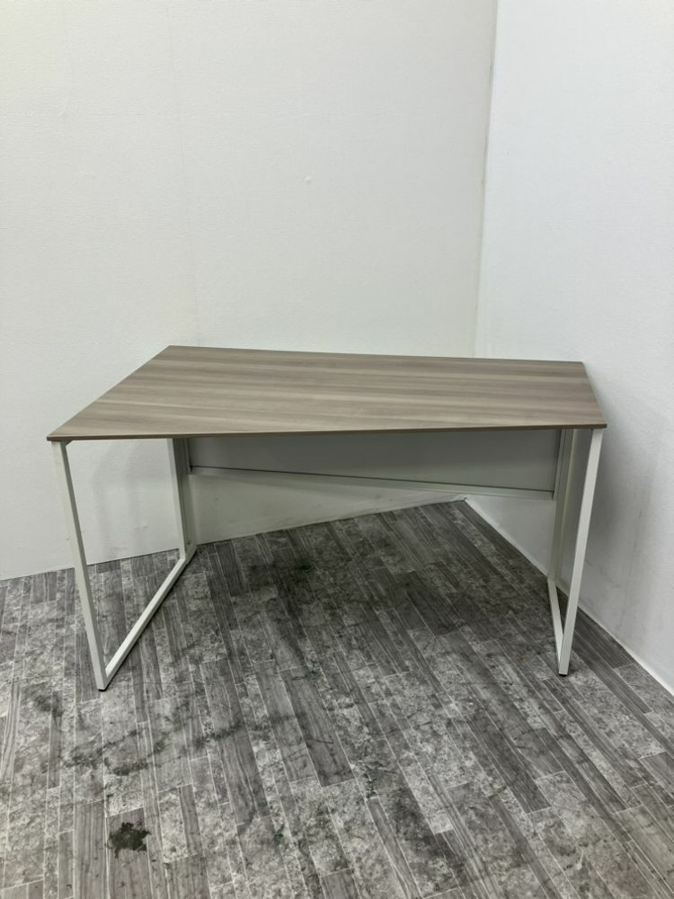 オカムラソリストシリーズ 1200平デスク 商品画像1