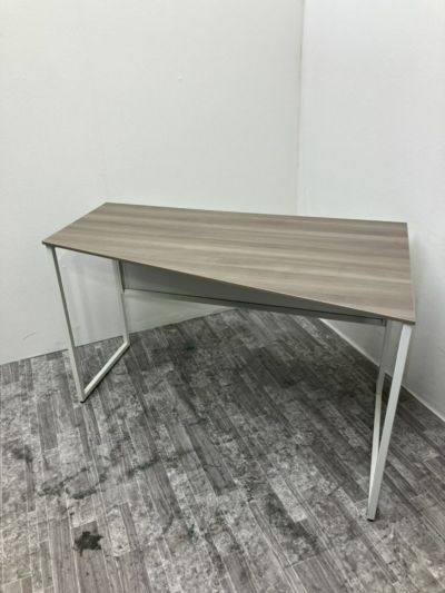 オカムラ ソリストシリーズ 1200平デスク