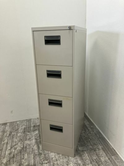 コクヨ 4段キャビネット