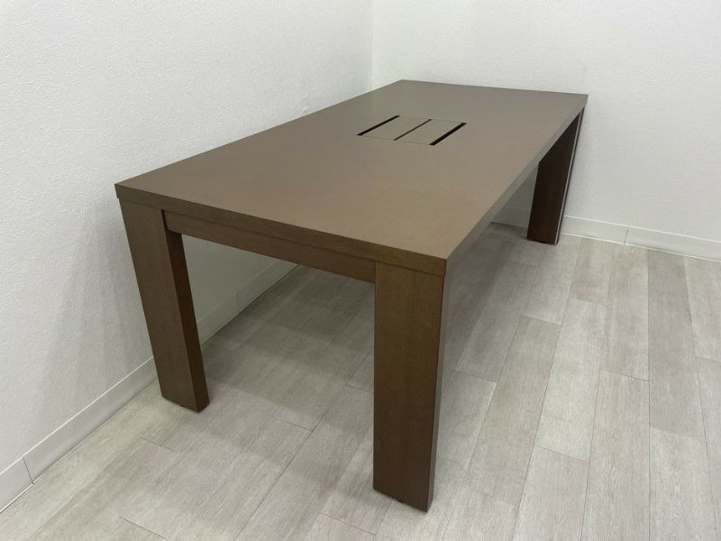 コクヨBELTIO(ベルティオ)シリーズ ミーティングテーブル 商品画像1