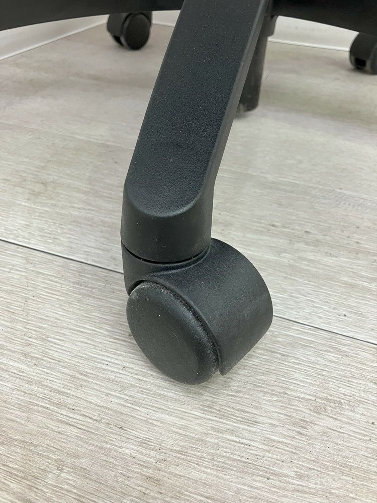 ウチダ（内田洋行）Mi CHAIR(エムアイチェア)シリーズ エムアイチェア 商品画像11