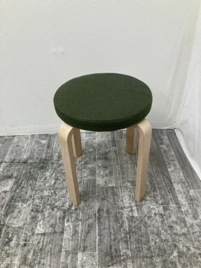 コクヨピックルシリーズ 丸イス 商品画像1