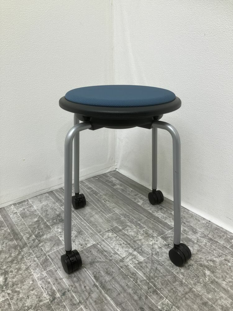 オカムラキャスター付丸イス 商品画像2