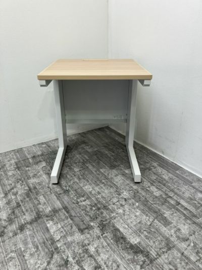 ウチダ（内田洋行）600平デスク 商品画像1