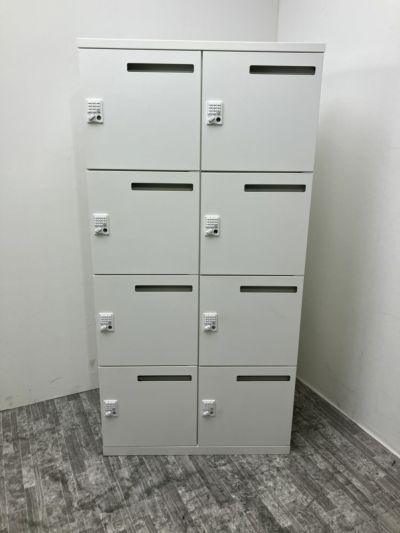 オカムラレクトラインシリーズ プッシュ錠式8人用パーソナルロッカー 商品画像1