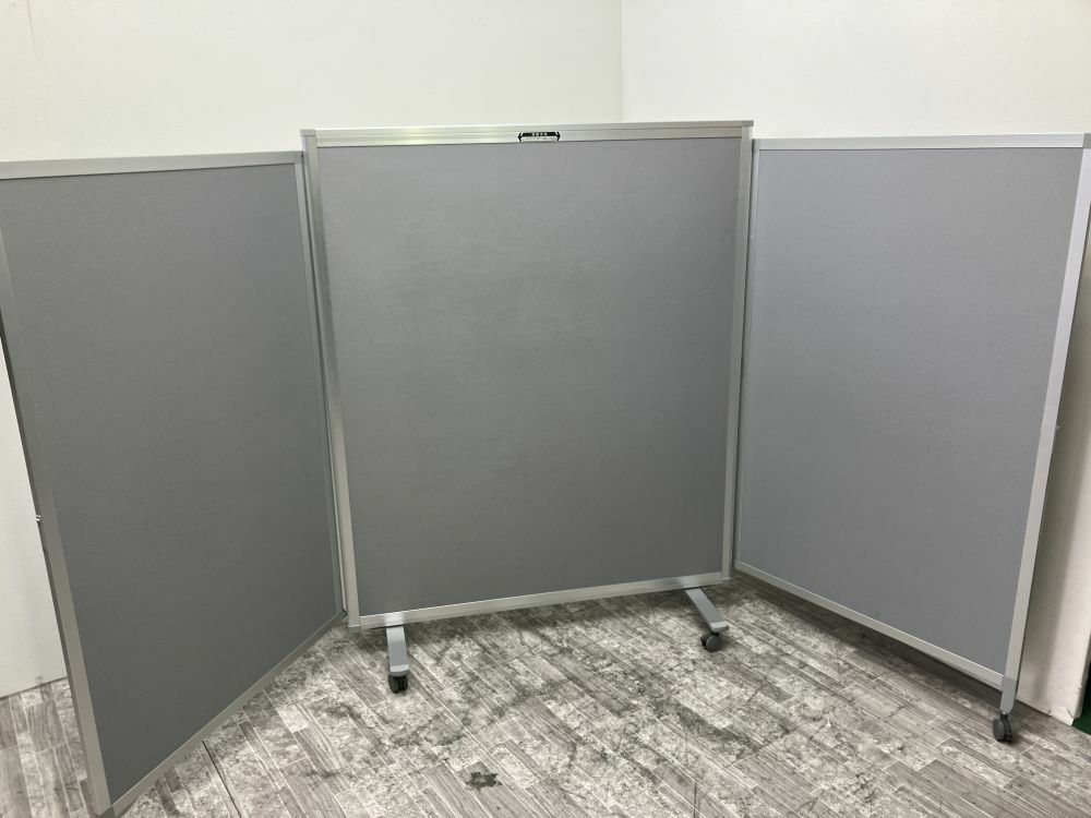 プラスTSスクリーンシリーズ ホワイトボード付スライド式3連結パーテーション 商品画像3