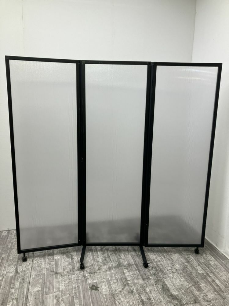 ニトリ3連結パーテーション 商品画像1