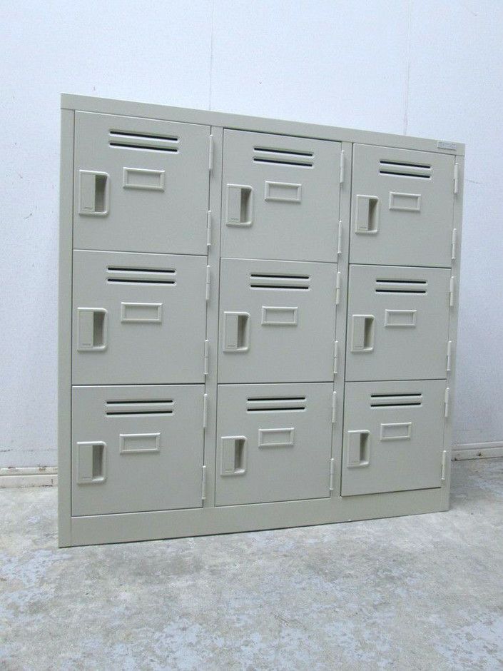 ライオン9人用ロッカー 商品画像1