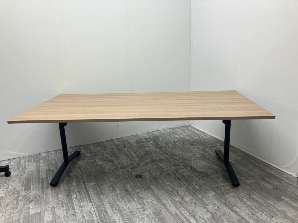 コクヨビエナ（VIENA）シリーズ 2100ミーティングテーブル 商品画像1