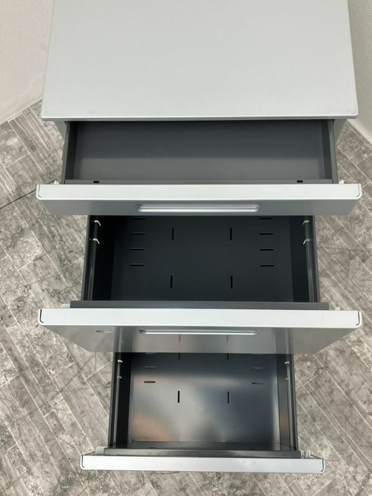 コクヨワークヴィスタ（WorkVista）シリーズ 6人用フリーアドレスデスク+ワゴンセット 商品画像9