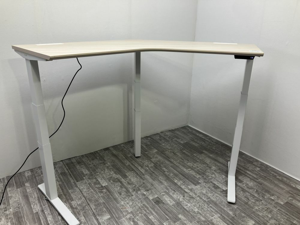 オカムラSwift(スイフト)シリーズ 電動昇降式ブーメランデスク 商品画像4