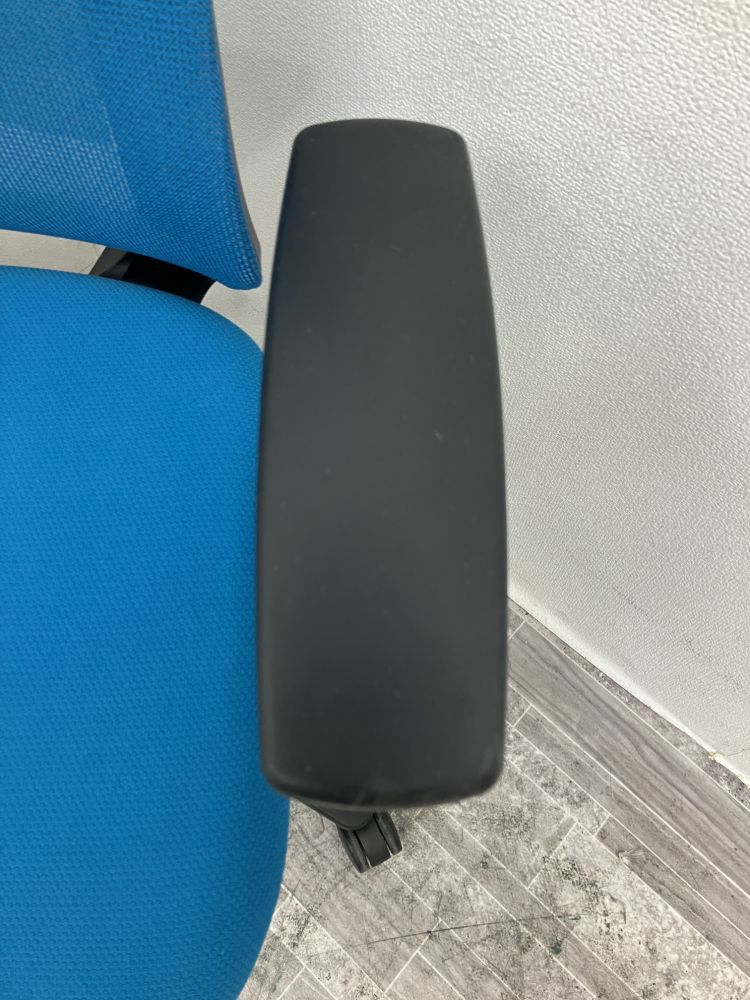 コクヨミトラチェア 固定肘付ミトラチェア 商品画像7