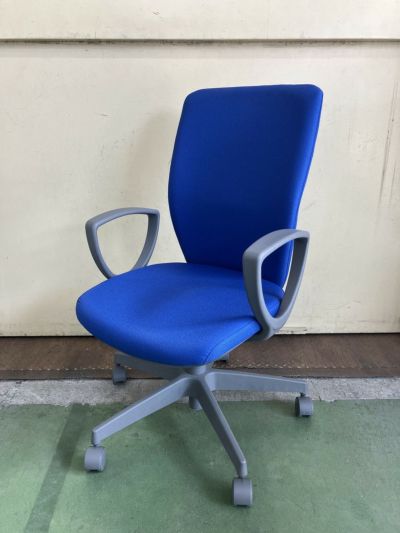 コクヨチェロシリーズ 固定肘付チェロチェア 商品画像1