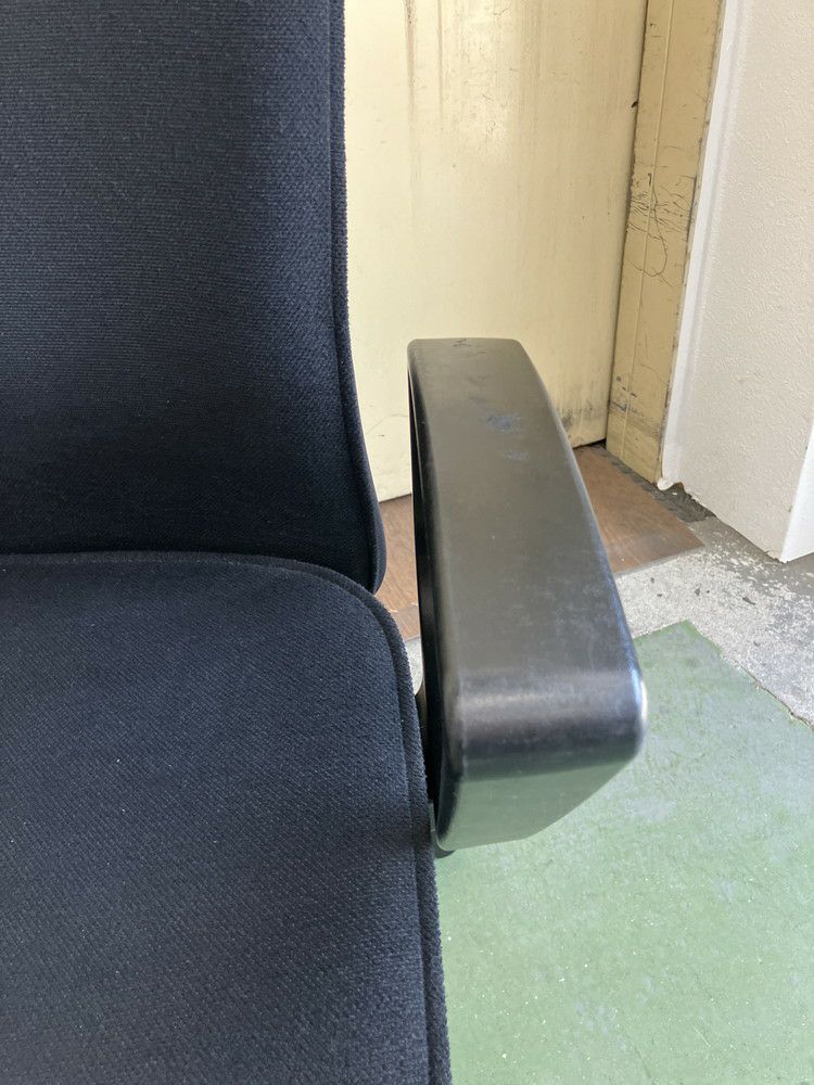 コクヨPUNTO(プント)チェア 固定肘付プントチェア 商品画像7