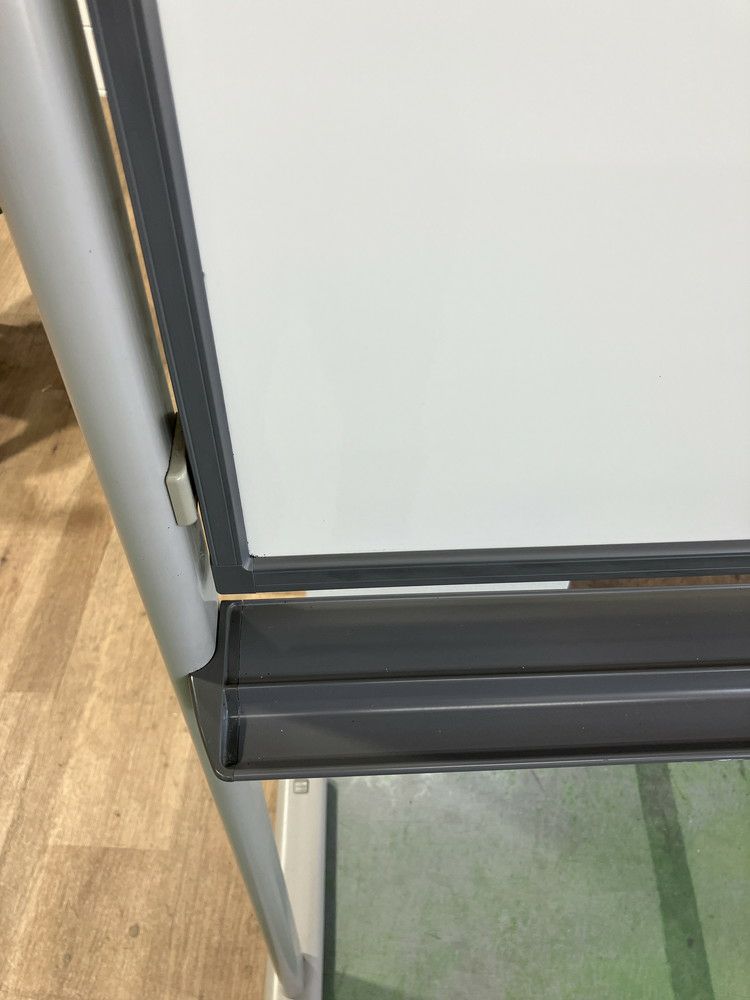 コクヨ1800脚付ホワイトボード 商品画像3
