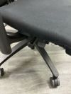 イトーキf(エフチェア)シリーズ 可動肘付エフチェア 商品画像4