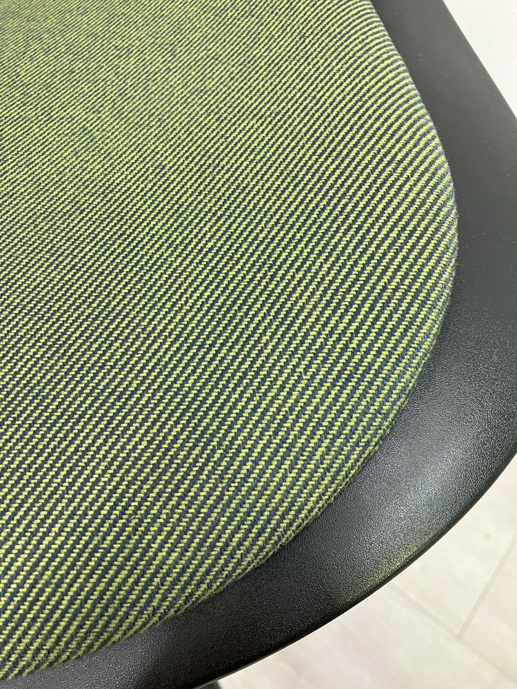 コクヨAll in One(オールインワン)シリーズ ミーティングチェア 商品画像8