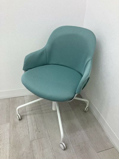 コクヨLiite（リーテ）シリーズ ミーティングチェア 商品画像1