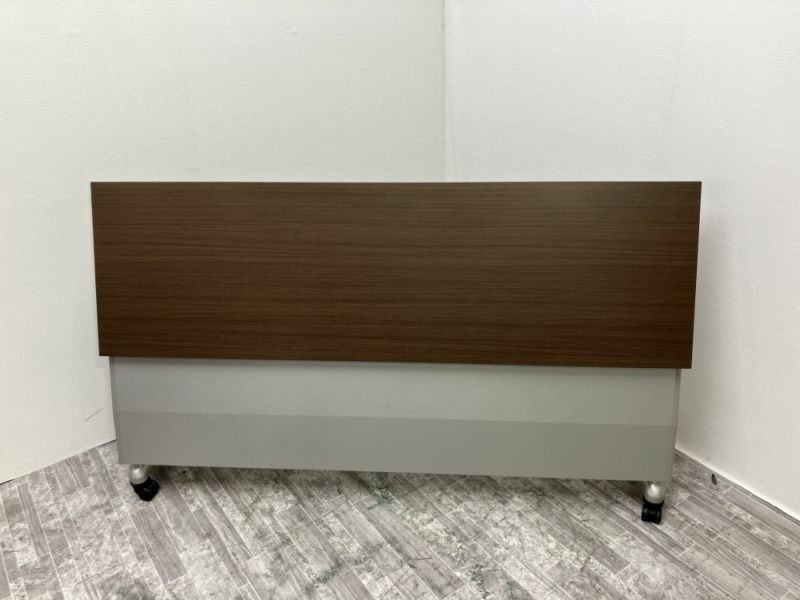 イトーキコンシアシリーズ 1500サイドスタックテーブル 商品画像1