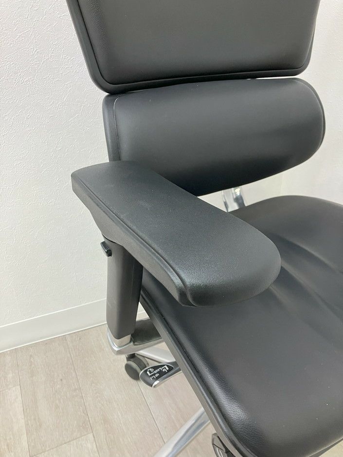 エルゴヒューマン可動肘付ベーシックチェア 商品画像7
