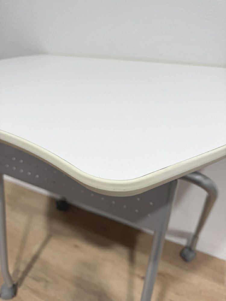 コクヨ平行スタックテーブル 商品画像3