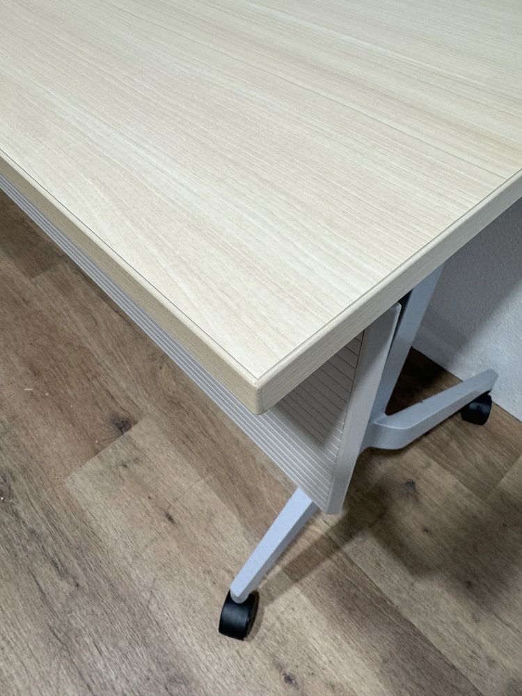 ウチダ（内田洋行）パラグラフ（Paragraph）シリーズ 平行スタックテーブル 商品画像3