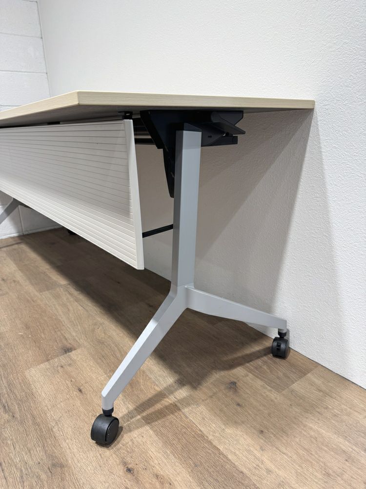 ウチダ（内田洋行）パラグラフ（Paragraph）シリーズ 平行スタックテーブル 商品画像4