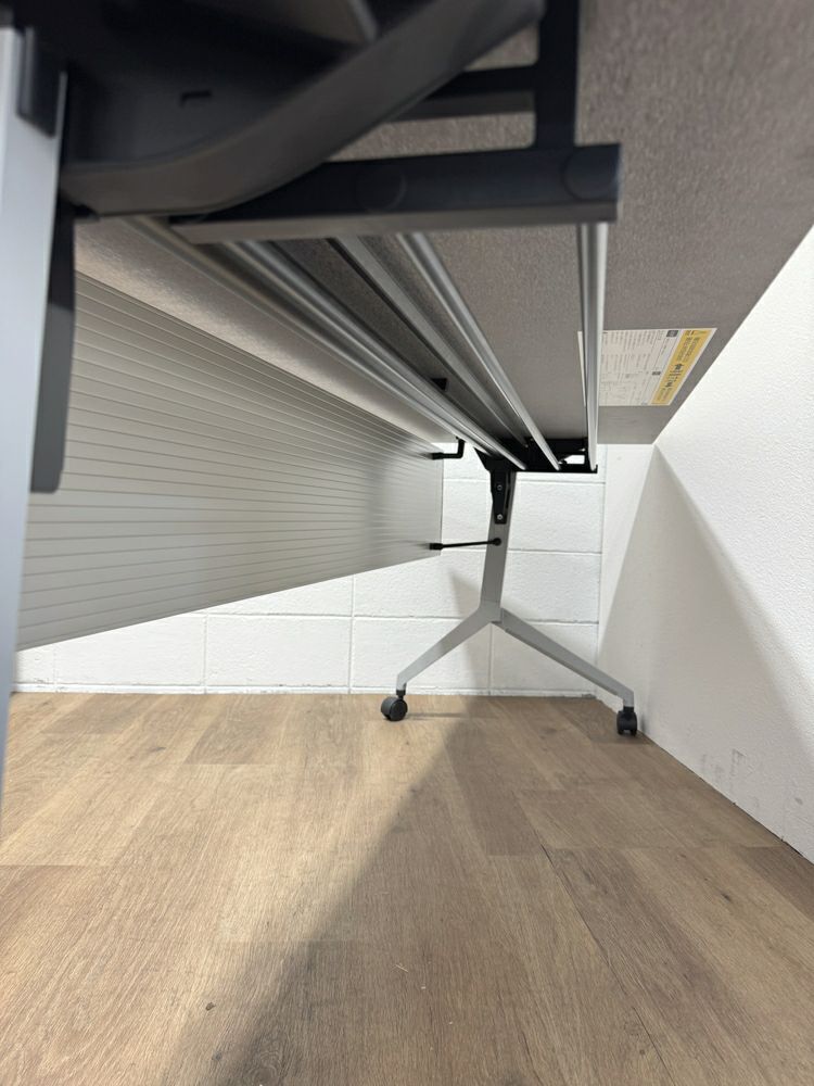 ウチダ（内田洋行）パラグラフ（Paragraph）シリーズ 平行スタックテーブル 商品画像8