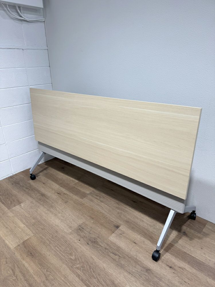 ウチダ（内田洋行）パラグラフ（Paragraph）シリーズ 平行スタックテーブル 商品画像9