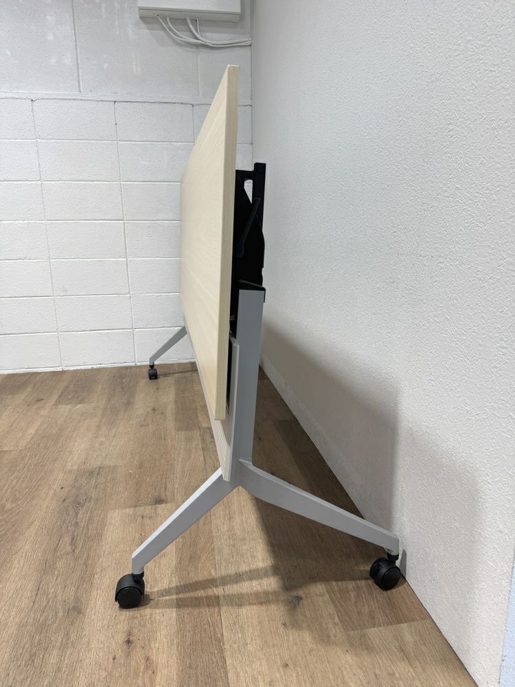 ウチダ（内田洋行）パラグラフ（Paragraph）シリーズ 平行スタックテーブル 商品画像10