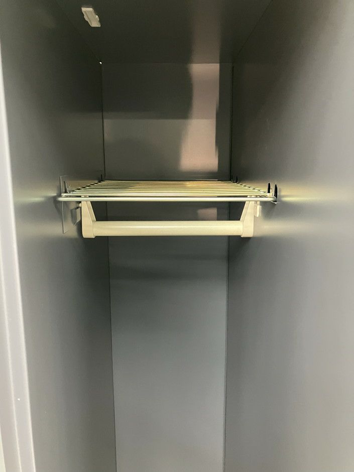 ウチダ（内田洋行）４人用ロッカー 商品画像7