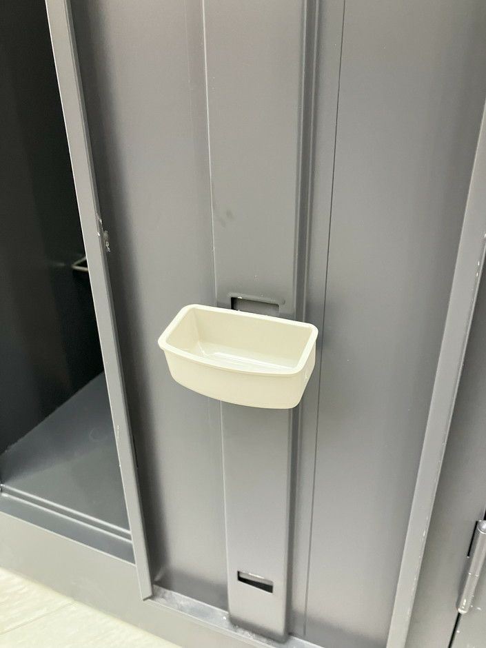 ウチダ（内田洋行）４人用ロッカー 商品画像12