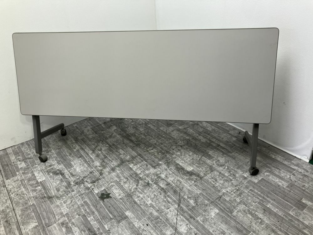 イトーキ1800サイドスタックテーブル 商品画像1